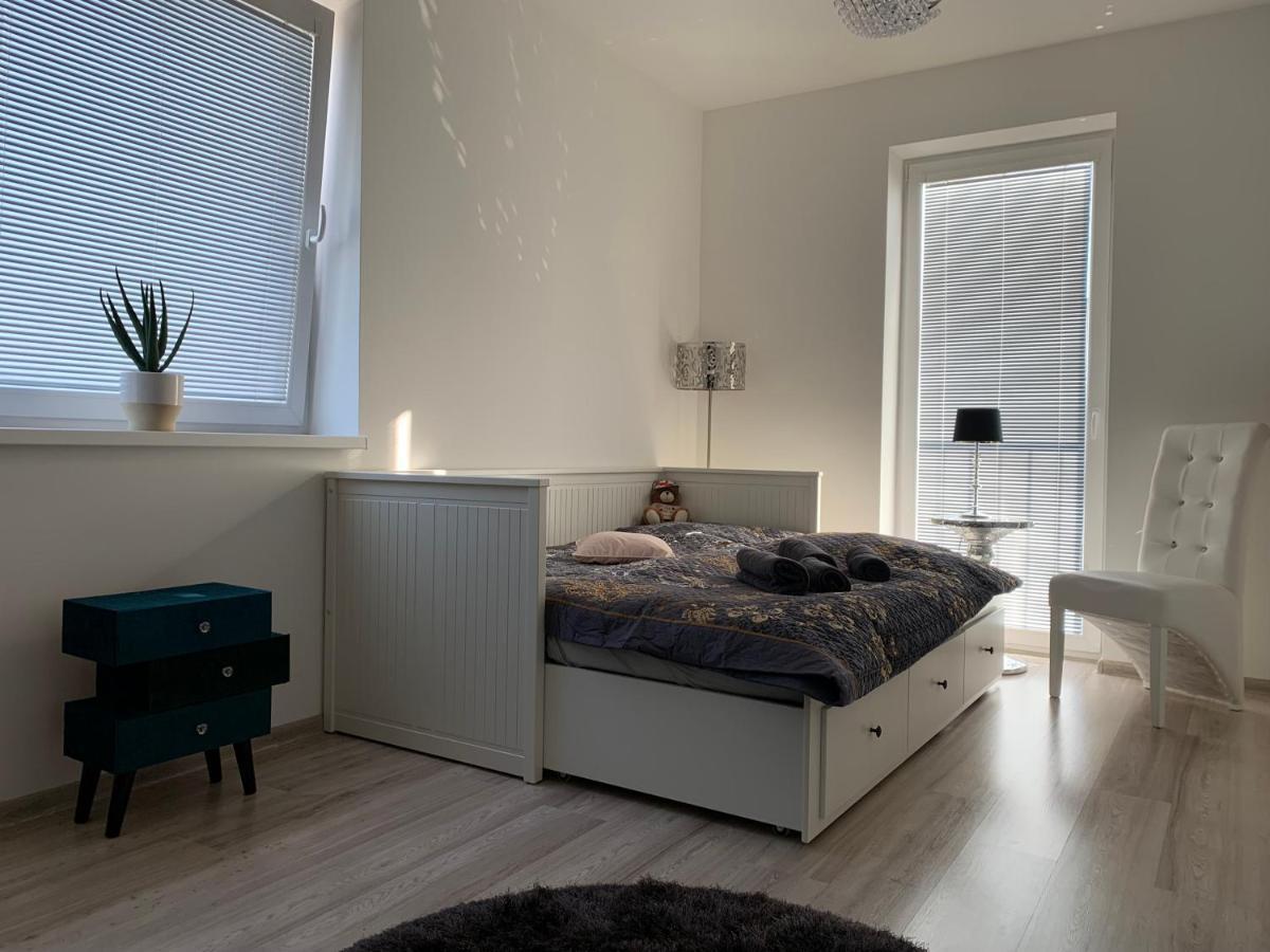 Ferienwohnung Modern 2 Bed House Near Bratislava With Parking Rovinka Exterior foto